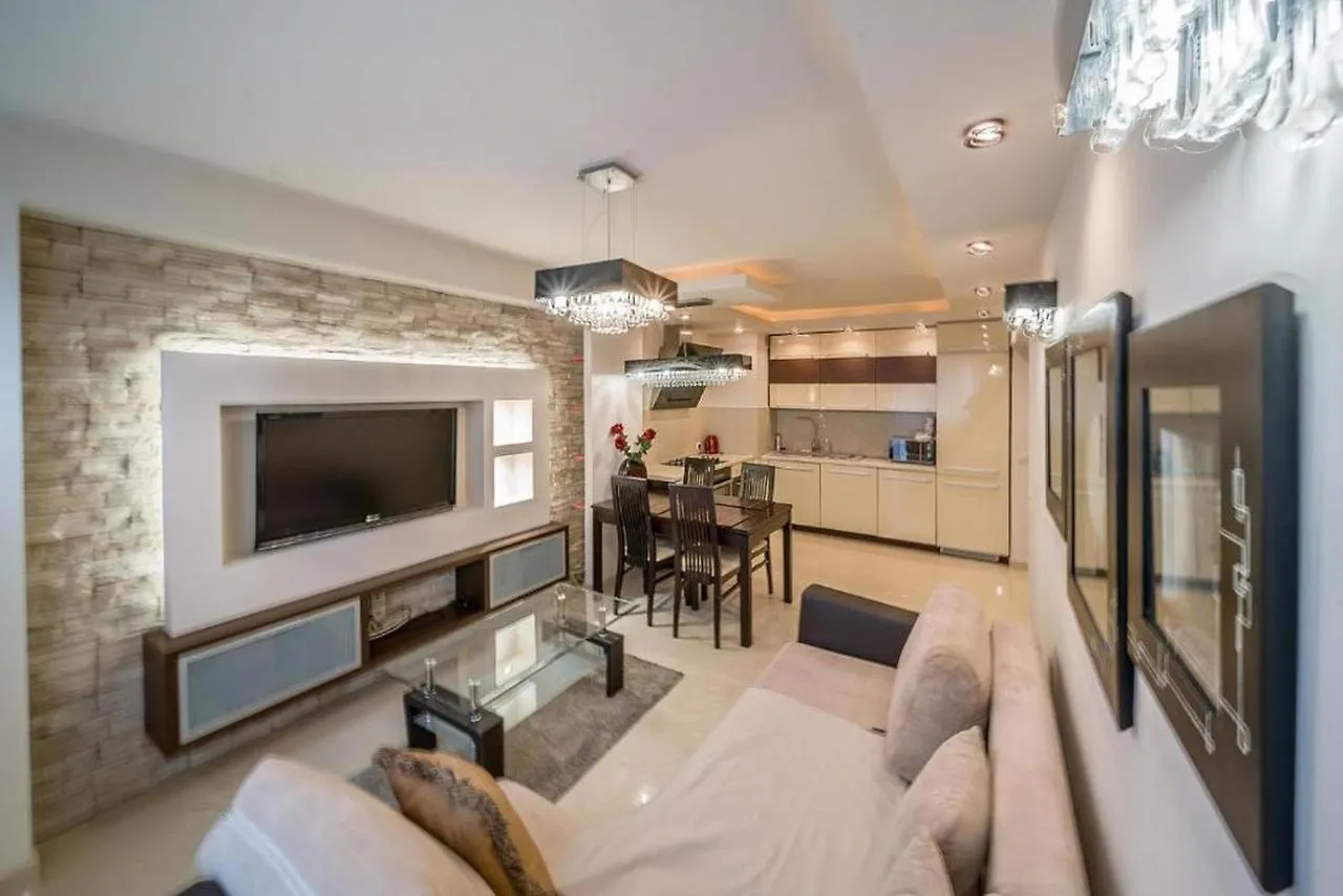 Golden Apartments - City Center - Grzyb5 location